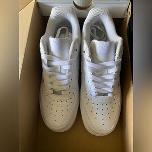 Nike women’s Classic White Sneakers